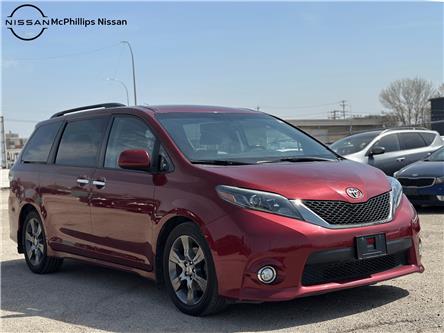 2016 Toyota Sienna SE 8 Passenger (Stk: 25T2460A) in Winnipeg - Image 1 of 25