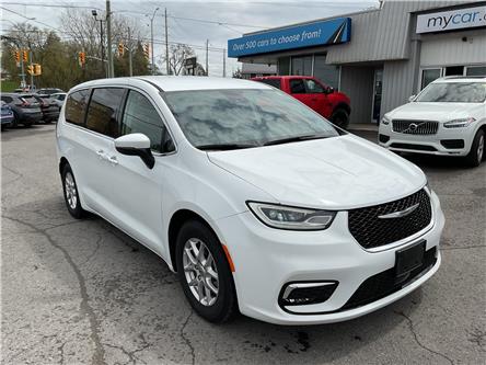 2023 Chrysler Pacifica Touring-L (Stk: 250435) in Kingston - Image 1 of 25
