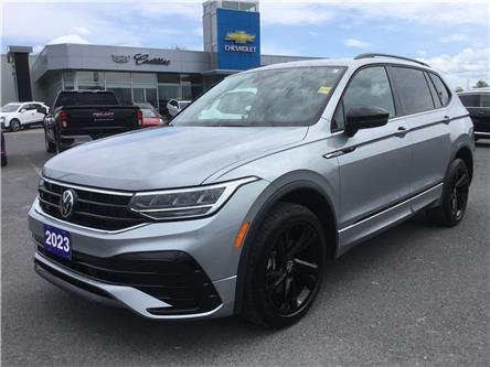 2023 Volkswagen Tiguan Comfortline R-Line Black (Stk: 25261B) in Cornwall - Image 1 of 30