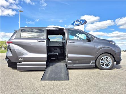 2022 Toyota Sienna XSE 7-Passenger (Stk: U53532) in Hague - Image 1 of 17