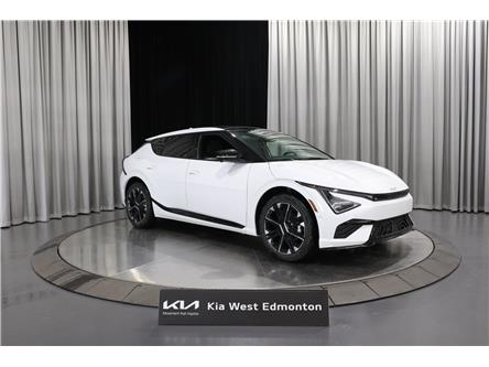 2025 Kia EV6 Land w/GT-Line Package (Stk: 26100) in Edmonton - Image 1 of 31