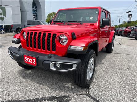 2023 Jeep Gladiator Sport S (Stk: 23-928L) in Sarnia - Image 1 of 20