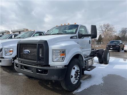 2026 Ford F-650 Diesel Base (Stk: VF6F00409) in Chatham - Image 1 of 18