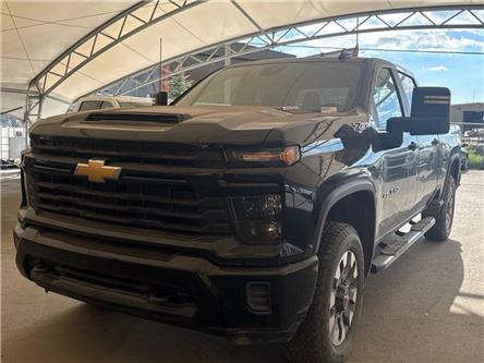 2024 Chevrolet Silverado 2500HD Custom (Stk: 360077) in AIRDRIE - Image 1 of 4
