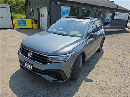 2023 Volkswagen Tiguan Comfortline R-Line Black (Stk: ZVW) in Sudbury - Image 1 of 22