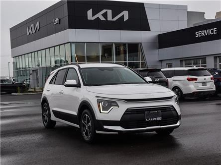 2025 Kia Niro EX (Stk: LKNI00350) in Chatham - Image 1 of 27