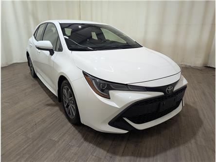 2020 Toyota Corolla Hatchback Base (Stk: 25060911) in Calgary - Image 1 of 28
