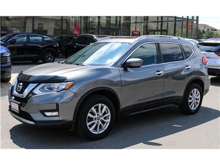 2017 Nissan Rogue SV (Stk: T25199A) in Kamloops - Image 1 of 25