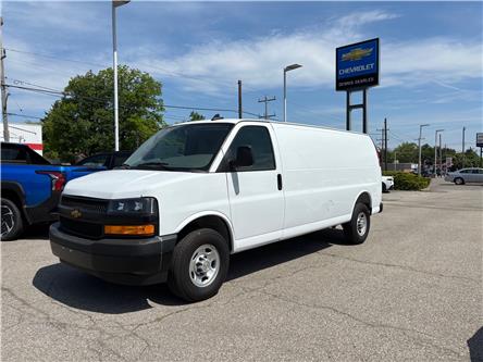 2025 Chevrolet Express 2500 Work Van (Stk: TS149158) in Caledonia - Image 1 of 45