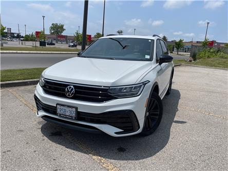 2022 Volkswagen Tiguan Comfortline R-Line Black Edition (Stk: 128288) in London - Image 1 of 6