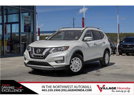 2017 Nissan Rogue SV (Stk: B8880) in Calgary - Image 1 of 39