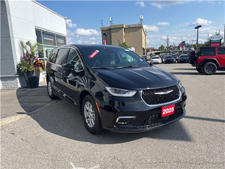 2025 Chrysler Pacifica Select (Stk: P22797) in Newmarket - Image 1 of 12
