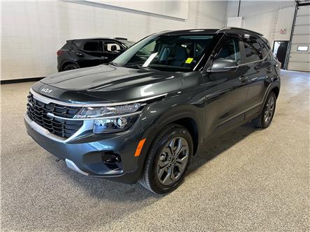 2024 Kia Seltos LX (Stk: P13825) in Calgary - Image 1 of 19