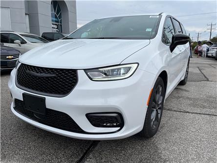 2026 Chrysler Pacifica Select (Stk: 26-154) in Sarnia - Image 1 of 25
