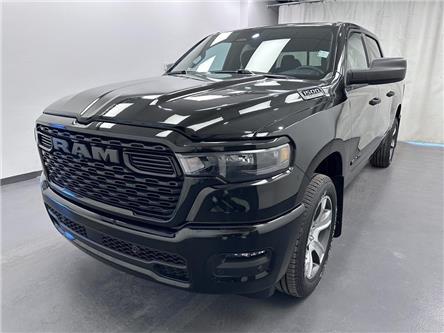 2025 RAM 1500 Tradesman (Stk: 35348) in Lethbridge - Image 1 of 32 2025 RAM 1500 Tradesman (Stk: 35348) in Lethbridge - Image 1 of 32