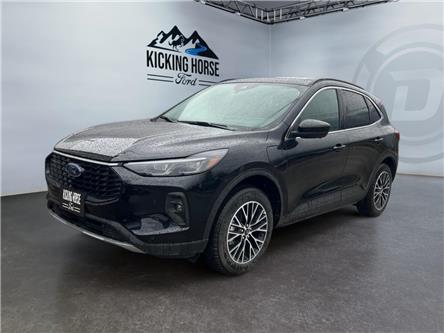2025 Ford Escape PHEV (Stk: 15132) in Golden - Image 1 of 17