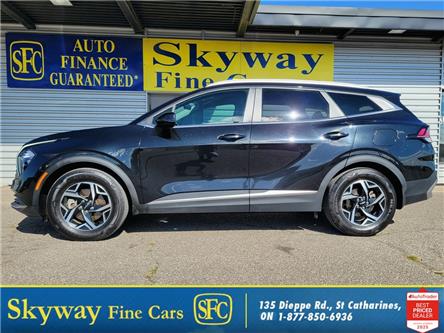 2023 Kia Sportage 1-OWNER | APPLE CARPLAY | HEATED SEATS | REAR CAM (Stk: Z3569) in St. Catharines - Image 1 of 28 2023 Kia Sportage 1-OWNER | APPLE CARPLAY | HEATED SEATS | REAR CAM (Stk: Z3569) in St. Catharines - Image 1 of 28