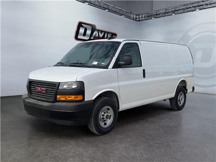 2025 GMC Savana 3500 Work Van (Stk: 360372) in AIRDRIE - Image 1 of 15