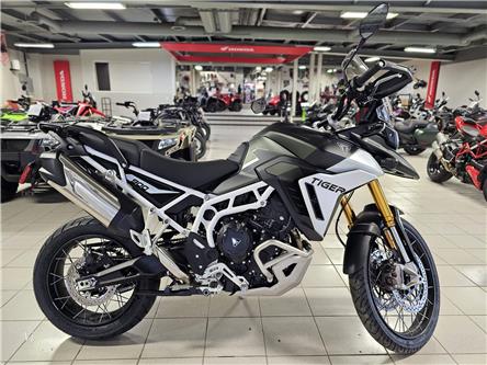 2025 Triumph TIGER 900 RALLY PRO (Stk: 25TS-052) in Grande Prairie - Image 1 of 12 2025 Triumph TIGER 900 RALLY PRO (Stk: 25TS-052) in Grande Prairie - Image 1 of 12