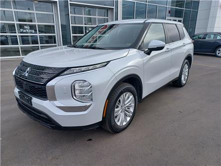 2024 Mitsubishi Outlander ES (Stk: 227479) in Regina - Image 1 of 26