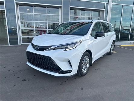 2023 Toyota Sienna XSE 7-Passenger (Stk: 2538111) in Regina - Image 1 of 22