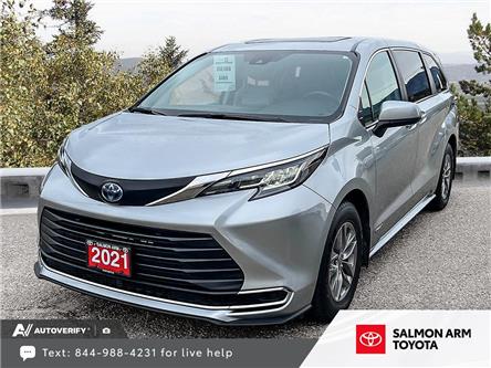 2021 Toyota Sienna XLE 7-Passenger (Stk: 038997LP) in Salmon Arm - Image 1 of 25