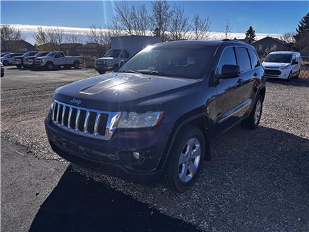2013 Jeep Grand Cherokee Laredo (Stk: 20937) in Lethbridge - Image 1 of 5 2013 Jeep Grand Cherokee Laredo (Stk: 20937) in Lethbridge - Image 1 of 5