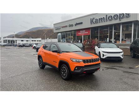 2026 Jeep Compass Trailhawk (Stk: TT020) in Kamloops - Image 1 of 25