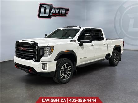 2022 GMC Sierra 3500HD AT4 (Stk: 302005) in Lethbridge - Image 1 of 15
