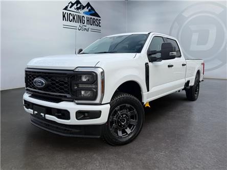 2026 Ford F-250 (Stk: 15242) in Golden - Image 1 of 17 2026 Ford F-250 (Stk: 15242) in Golden - Image 1 of 17