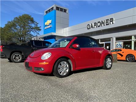 2010 Volkswagen New Beetle 2.5L Comfortline (Stk: 6T161B) in Hope - Image 1 of 13