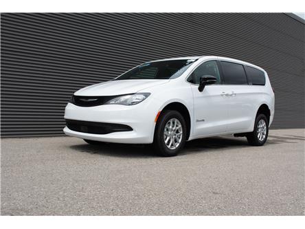 2025 Chrysler Grand Caravan SXT (Stk: MU2386) in London - Image 1 of 21