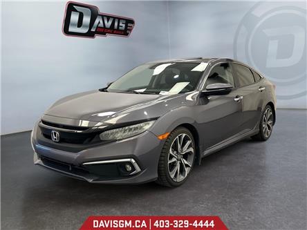 2019 Honda Civic Touring (Stk: 301969) in Lethbridge - Image 1 of 15
