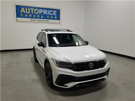 2023 Volkswagen Tiguan Comfortline R-Line Black (Stk: E4929) in Mississauga - Image 1 of 26