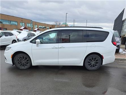 2022 Chrysler Pacifica Touring (Stk: 164567) in London - Image 1 of 5