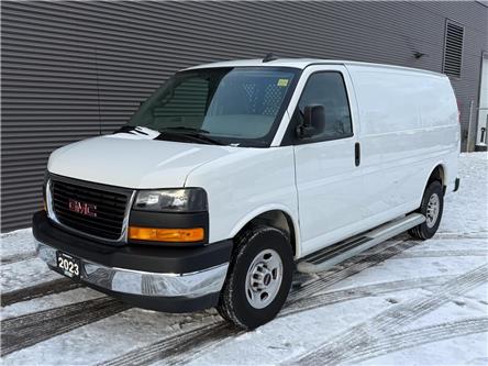 2023 GMC Savana 2500 Work Van (Stk: U11027) in London - Image 1 of 22
