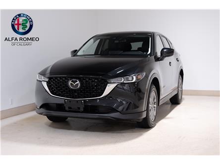 2025 Mazda CX-5 GS (Stk: ARUC929) in Calgary - Image 1 of 27