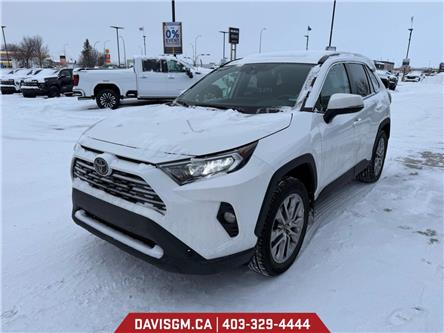 2021 Toyota RAV4 XLE (Stk: 302349) in Lethbridge - Image 1 of 17 2021 Toyota RAV4 XLE (Stk: 302349) in Lethbridge - Image 1 of 17