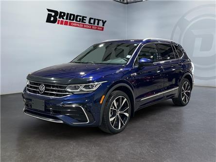2022 Volkswagen Tiguan Highline R-Line (Stk: 40618) in Lethbridge - Image 1 of 15