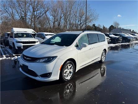 2020 Chrysler Pacifica Touring-L (Stk: 164654) in London - Image 1 of 10