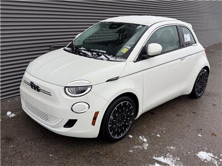 2025 Fiat 500e Base (Stk: F25014) in London - Image 1 of 18