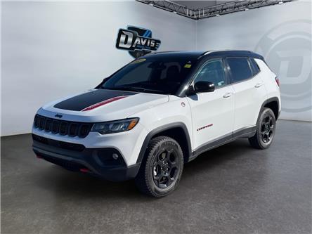 2023 Jeep Compass Trailhawk (Stk: 30323) in Fort Macleod - Image 1 of 25