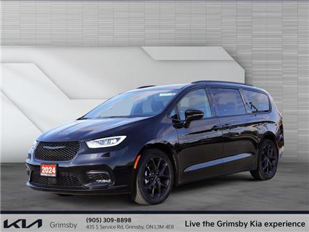 2024 Chrysler Pacifica Touring-L | PANO ROOF | LOW KM | LEATHER | CAR PLA (Stk: U3199) in Grimsby - Image 1 of 18