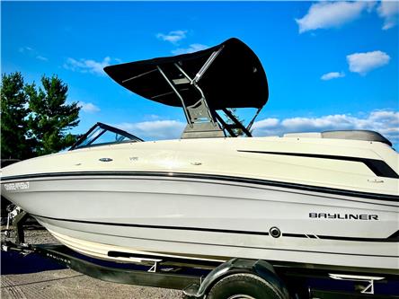 2022 Bayliner BAYLINER BAYLINER (Stk: P2260) in BELLEVILLE - Image 1 of 2 2022 Bayliner BAYLINER BAYLINER (Stk: P2260) in BELLEVILLE - Image 1 of 2