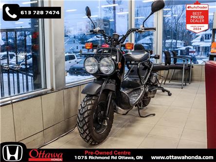 2024 Honda Ruckus NPS50 LOW KMS (Stk: 380683) in Ottawa - Image 1 of 14 2024 Honda Ruckus NPS50 LOW KMS (Stk: 380683) in Ottawa - Image 1 of 14