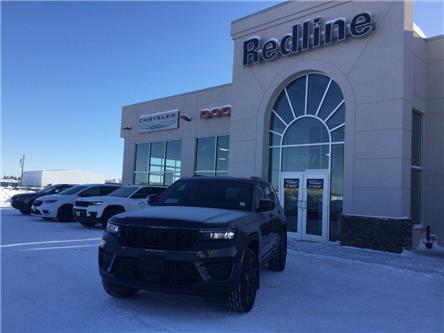 2025 Jeep Grand Cherokee Laredo (Stk: FF079) in Swan River - Image 1 of 18