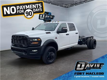 2026 RAM 5500 Chassis Tradesman/Big Horn (Stk: 30230) in Fort Macleod - Image 1 of 26