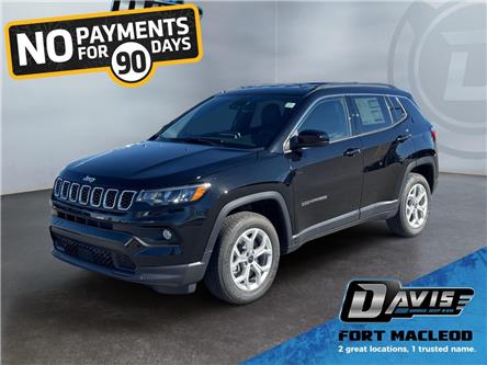 2026 Jeep Compass North (Stk: 30260) in Fort Macleod - Image 1 of 24