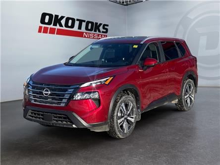 2025 Nissan Rogue SV Moonroof (Stk: 15903) in Okotoks - Image 1 of 15
