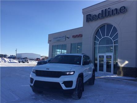 2025 Jeep Grand Cherokee Laredo (Stk: FF077) in Swan River - Image 1 of 23